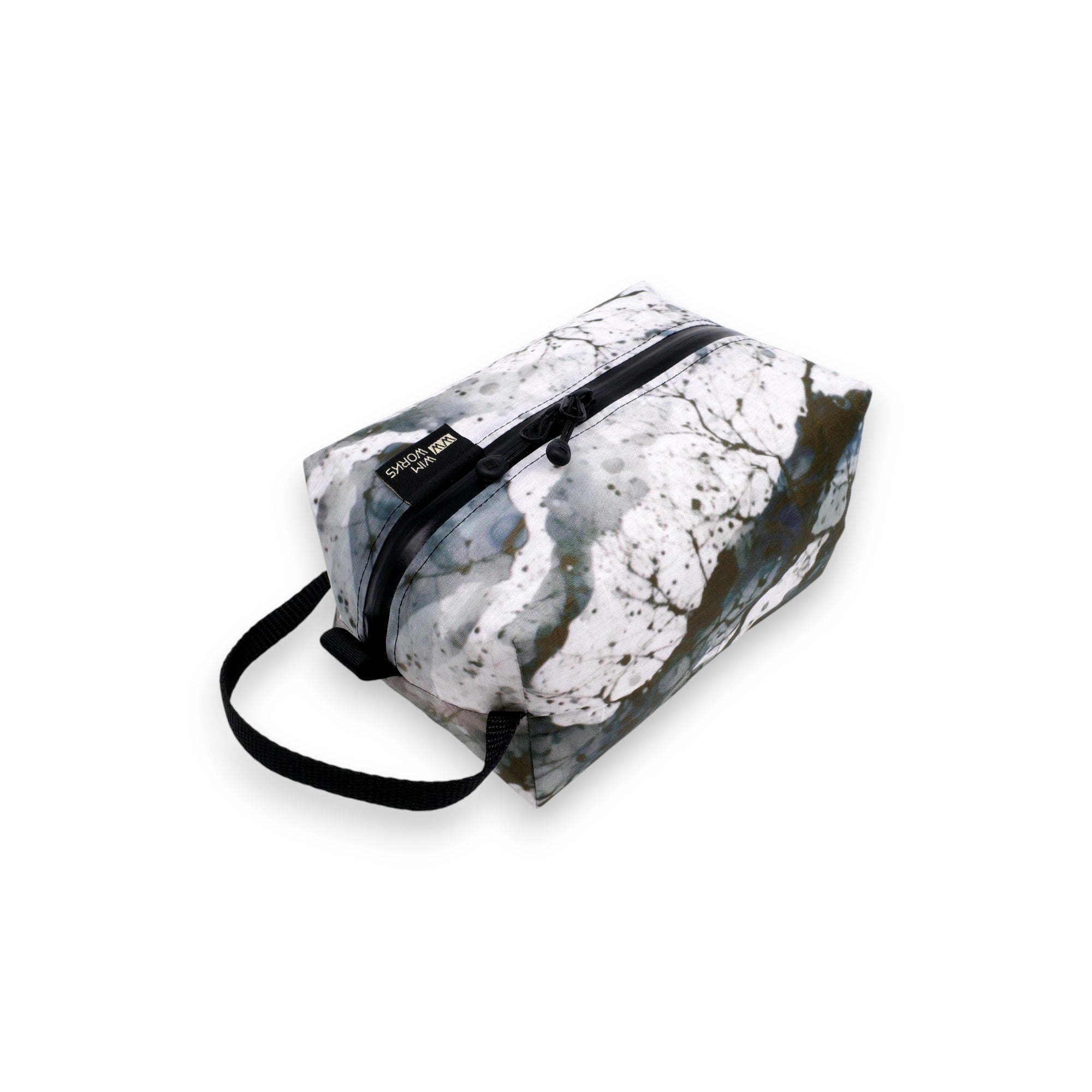 Limited Quantity Folding Box Pouch Dyneema®