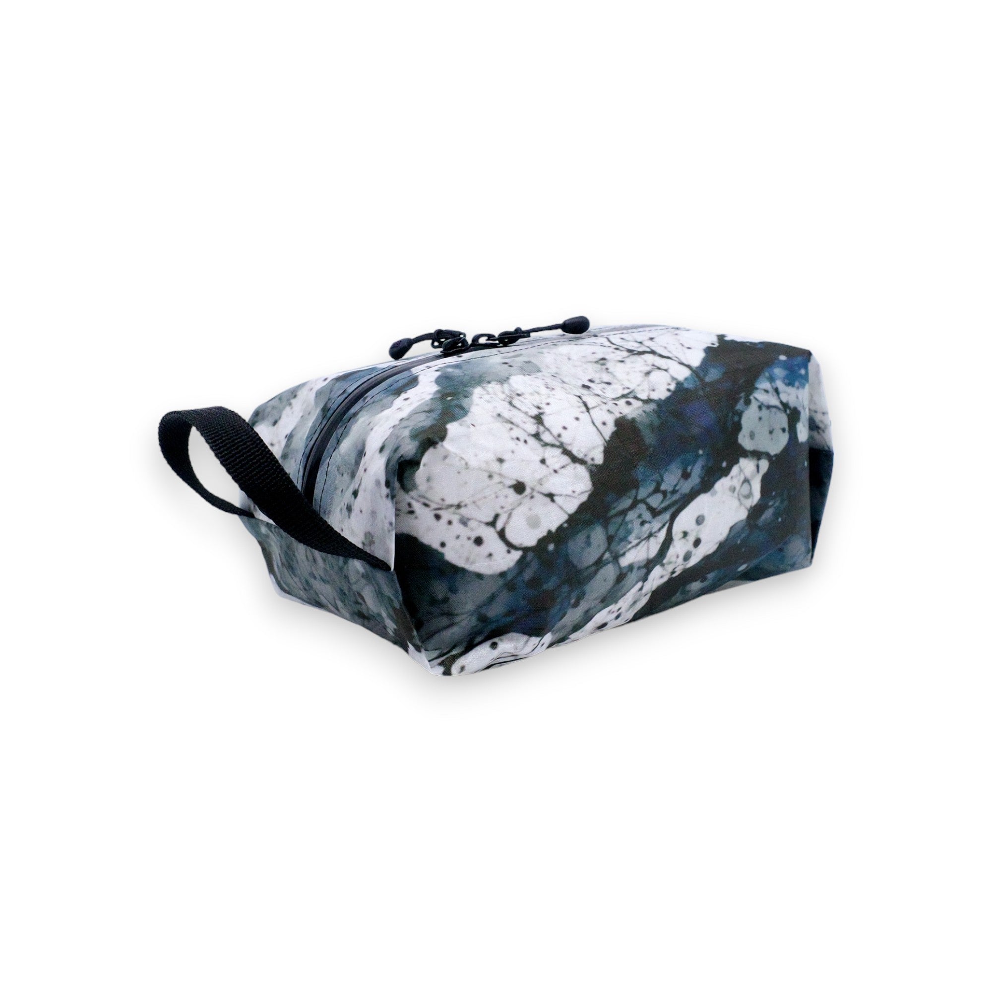 Limited Quantity Folding Box Pouch Dyneema®