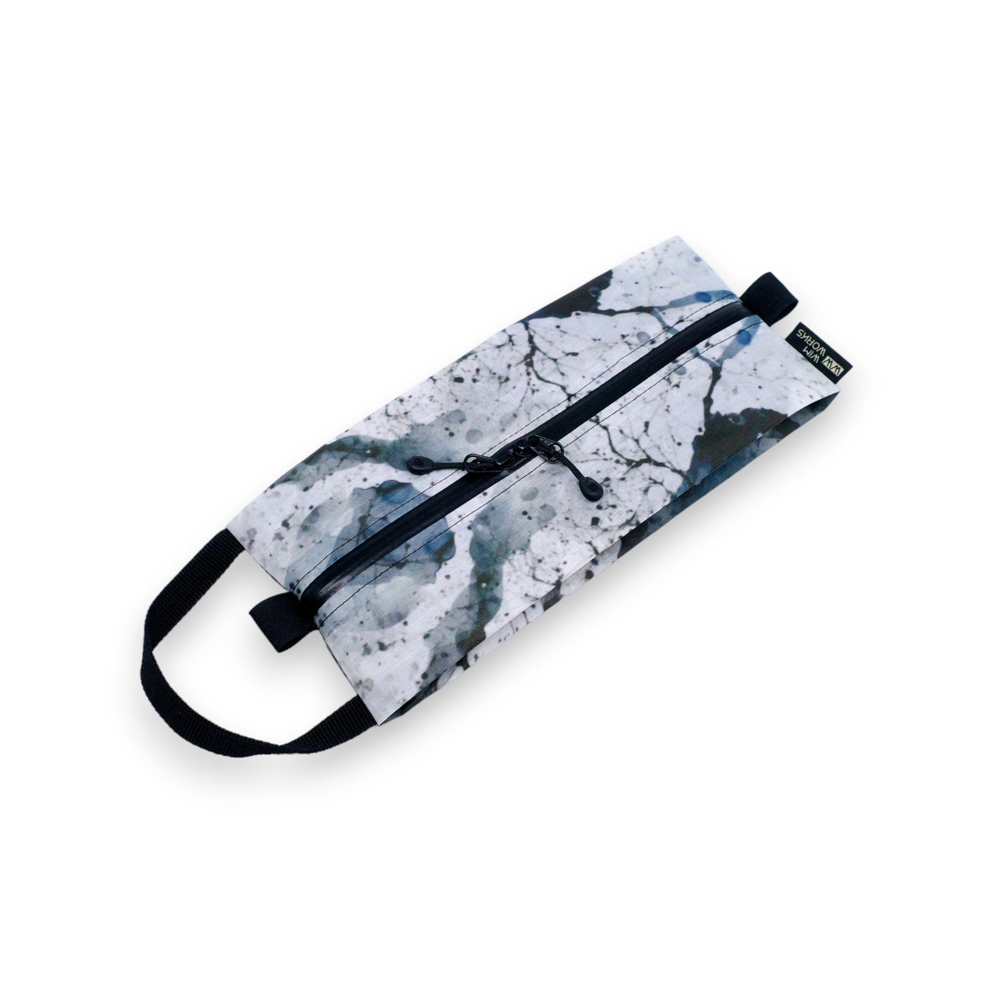 Limited Quantity Folding Box Pouch Dyneema®